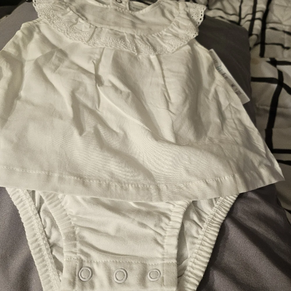 White onesie dress‎